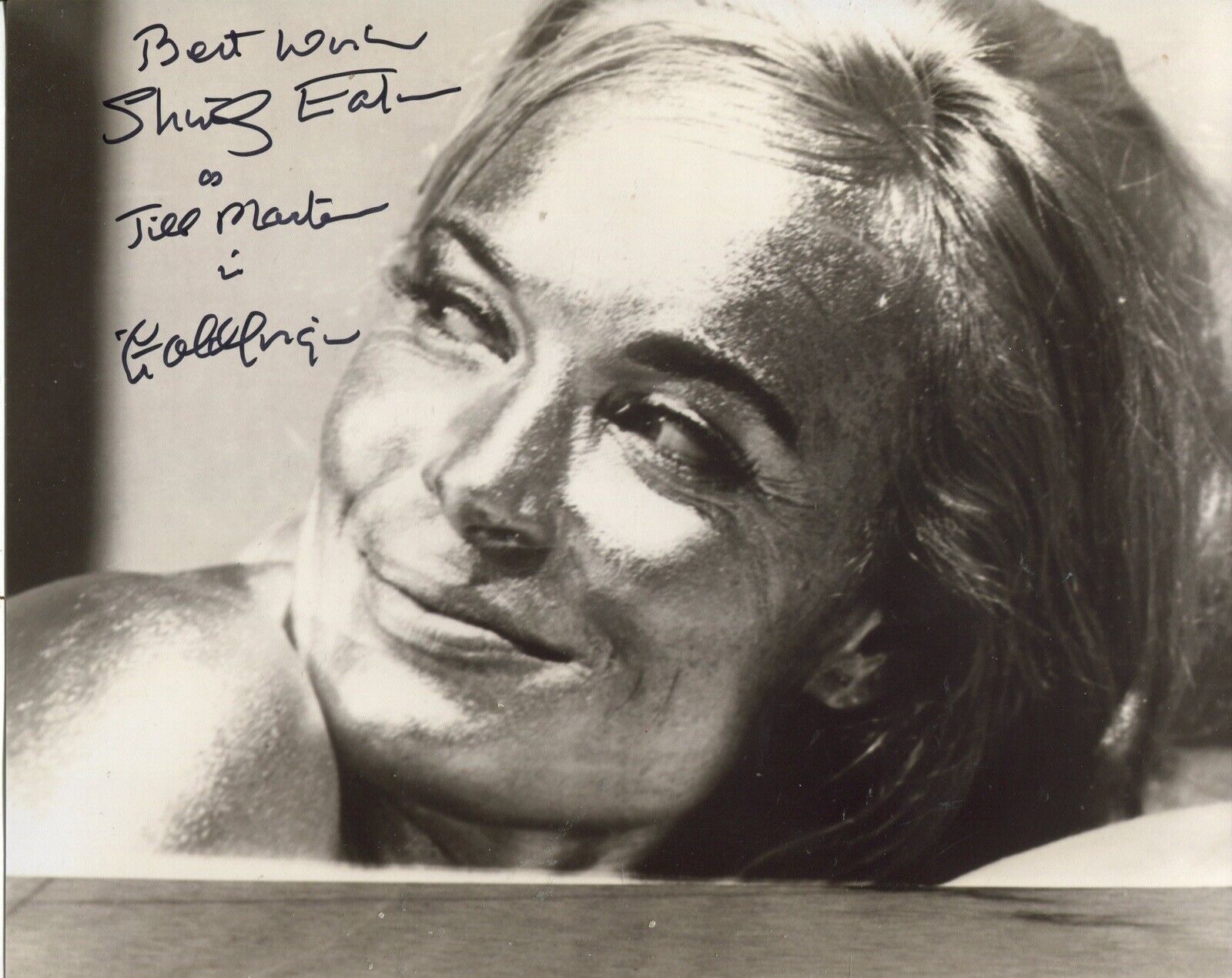 007 Bond girl Shirley Eaton signed GOLDFINGER 8x10 Photo Poster painting REF-B9