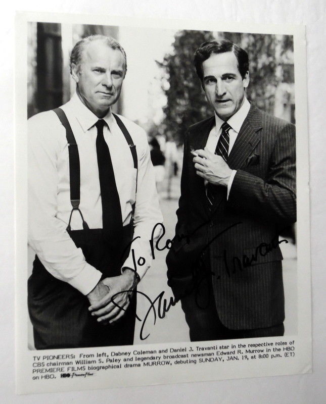 DANIEL J. TRAVANTI Autographed 8 x 10 Photo Poster painting TV Actor MURROW Hill St. BLUES PC527