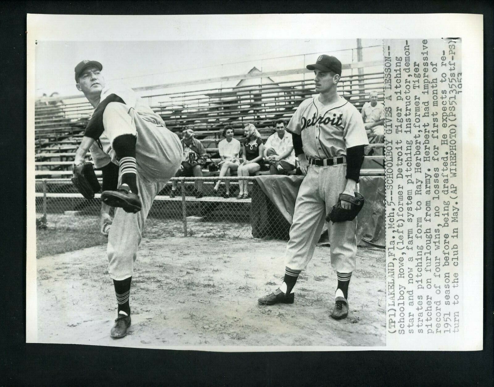 Schollboy Rowe & Ray Herbert 1953 Press Photo Poster painting Detroit Tigers