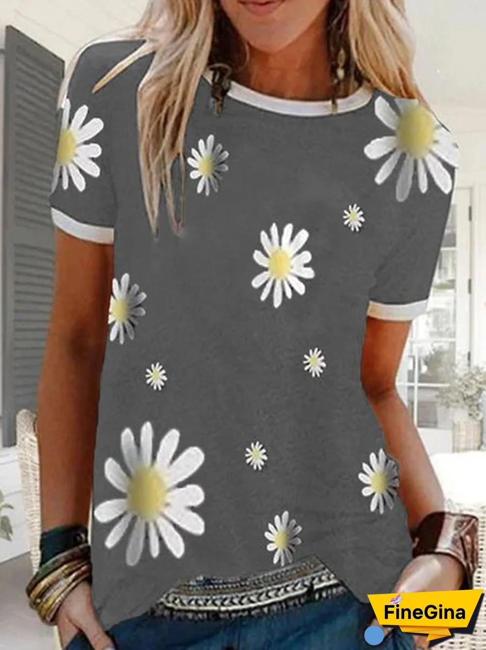 Black Cotton Round Neck Casual Printed T-shirt
