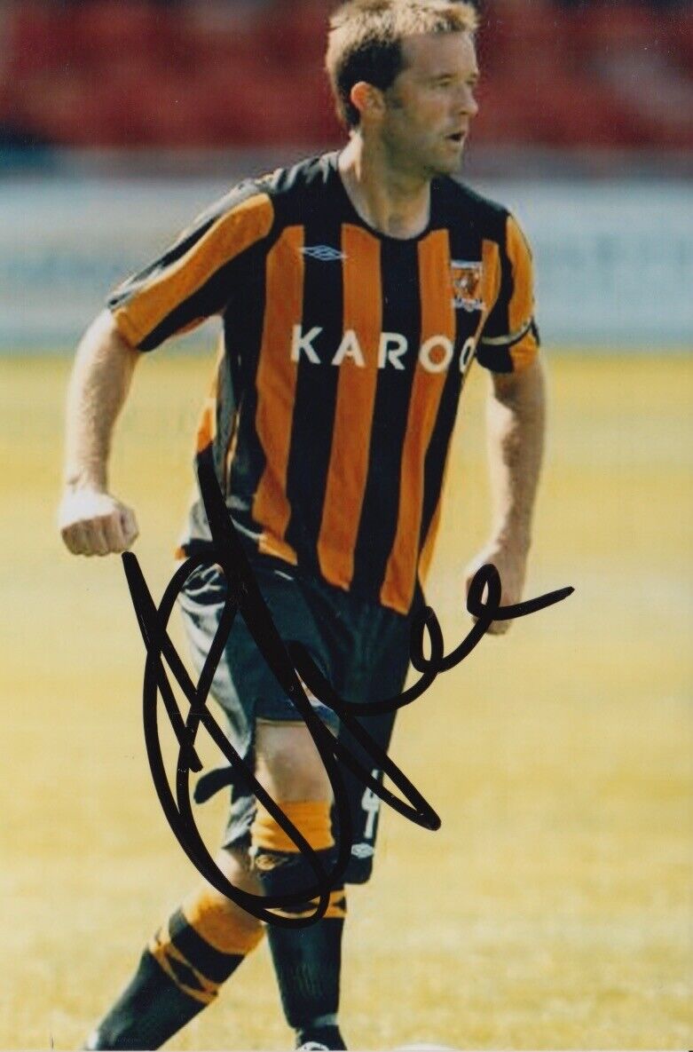 IAN ASHBEE HAND SIGNED 6X4 Photo Poster painting - FOOTBALL AUTOGRAPH - HULL CITY 1.