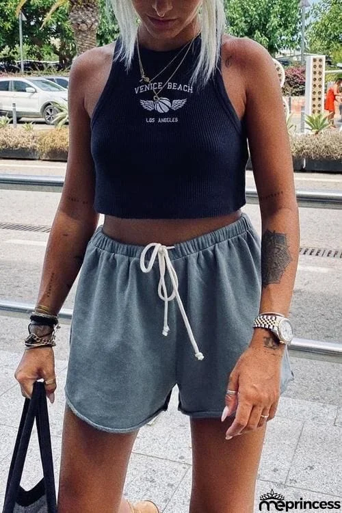 Unfinished Hems Pockets Drawstring Shorts