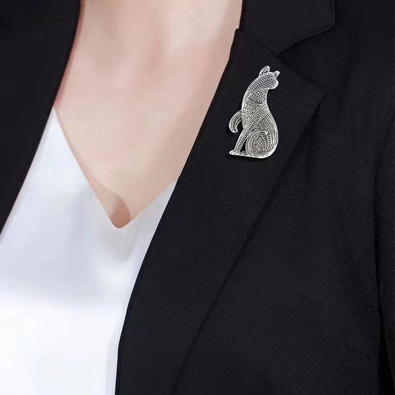 Retro Pin Cat Alloy Plating Unisex Corsage