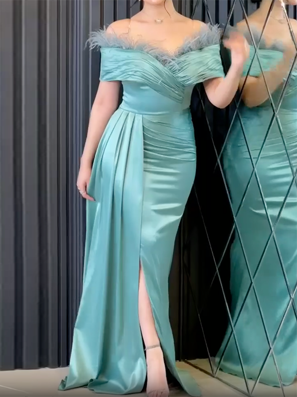 Feathers Solid Color Split-Side Short Sleeves Off-The-Shoulder Maxi Dresses