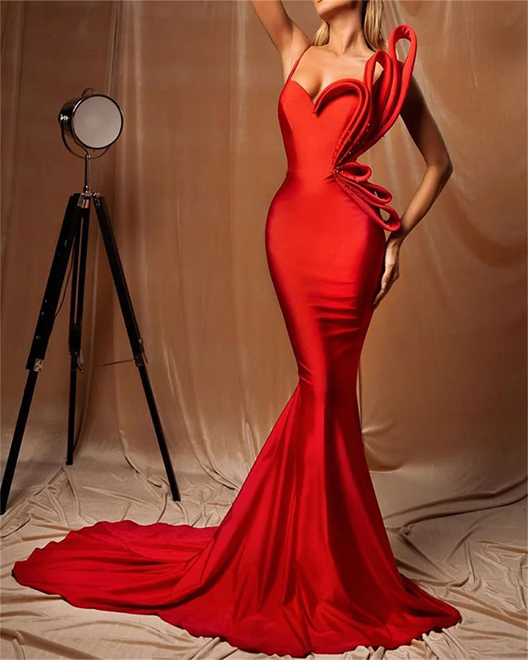 Women's Red Sleeveless Solid Color Dress