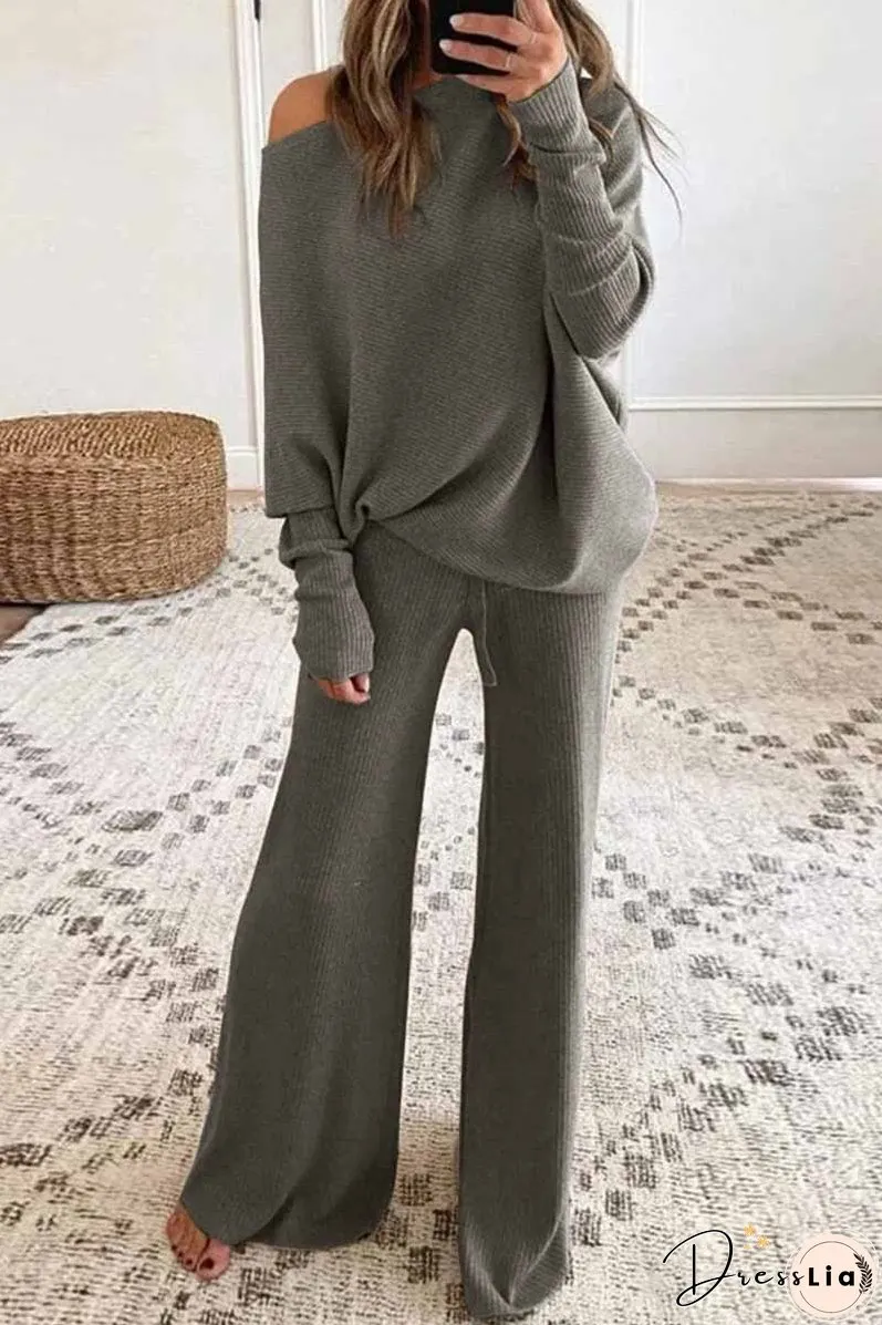 Chic and Relaxed winter garment