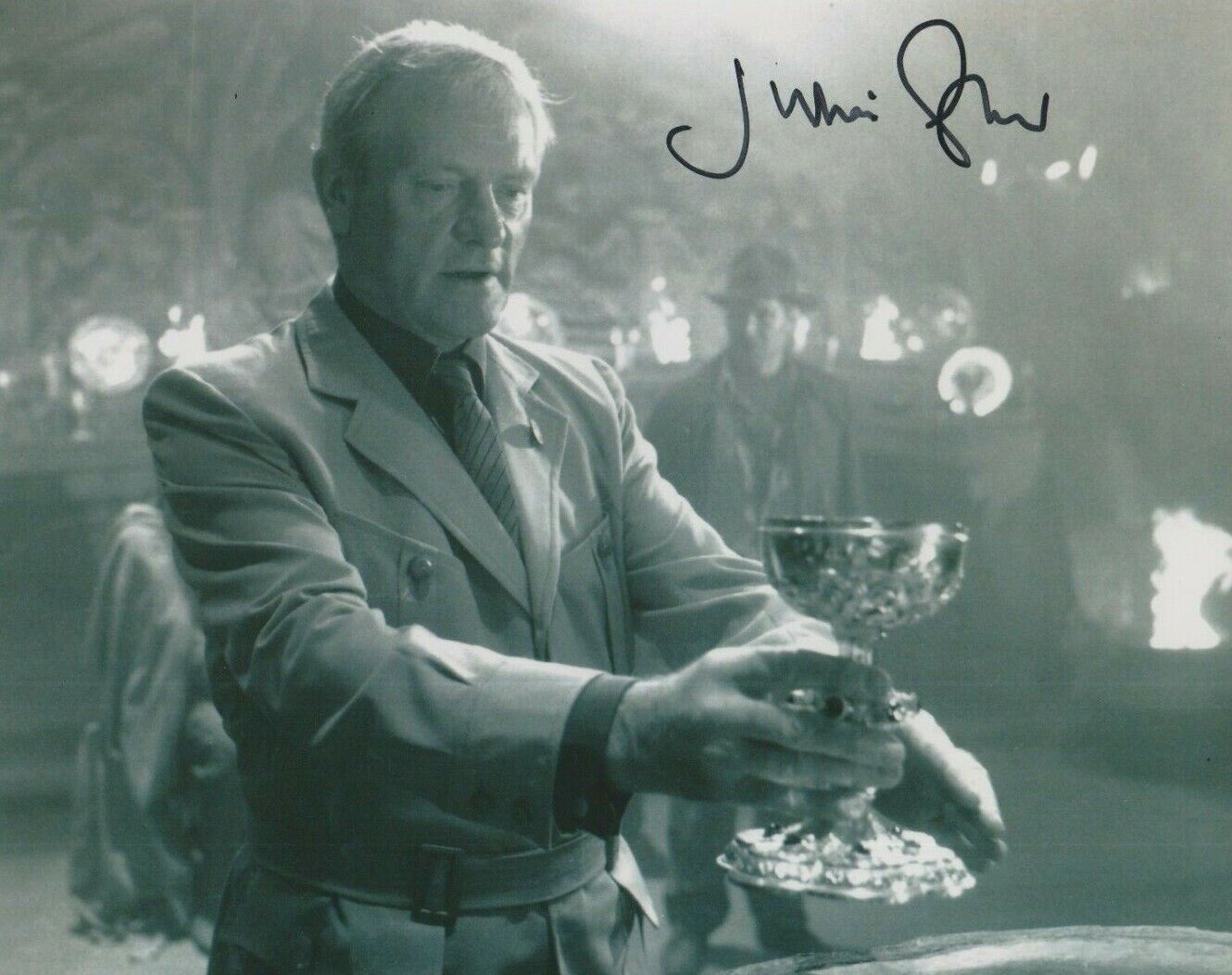 Julian Glover **HAND SIGNED** 8x10 Photo Poster painting ~ AUTOGRAPHED ~ Indiana Jones