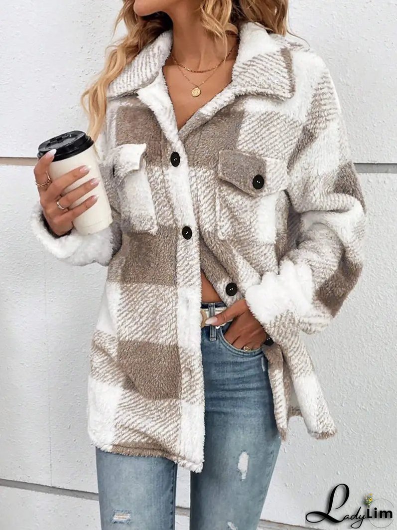 Relaxed and Timeless winter Coat