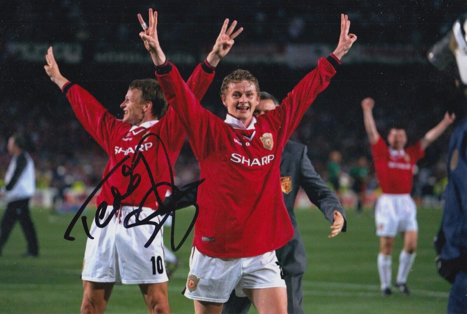 TEDDY SHERINGHAM HAND SIGNED 12X8 Photo Poster painting MANCHESTER UNITED FOOTBALL AUTOGRAPH 1