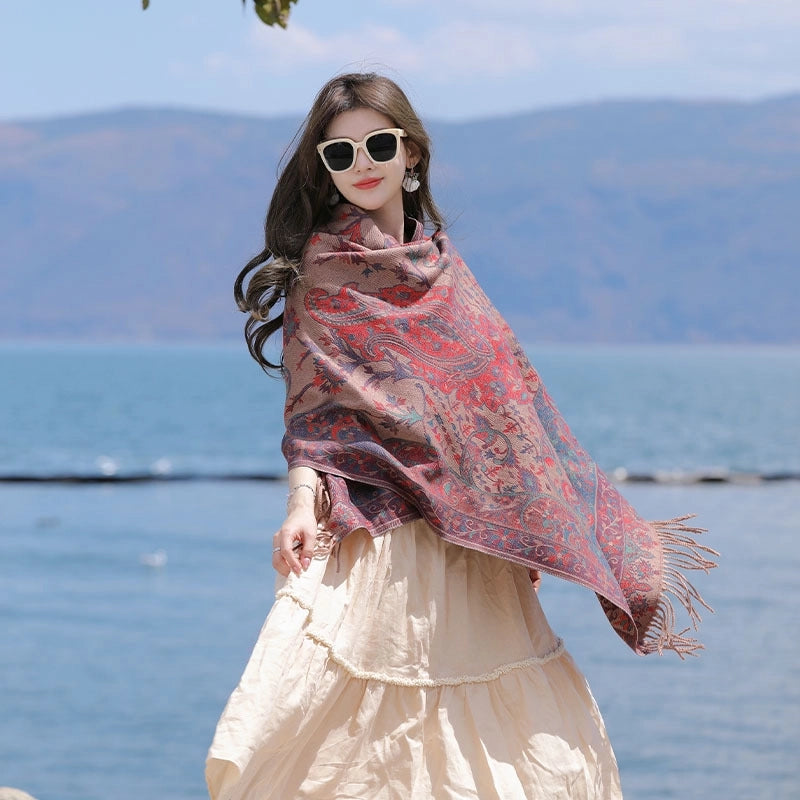 Yunnan Lijiang Tourism New Shawl Ethnic Style Scarf Women’s Retro Cape Thickened Cashmere Scarf