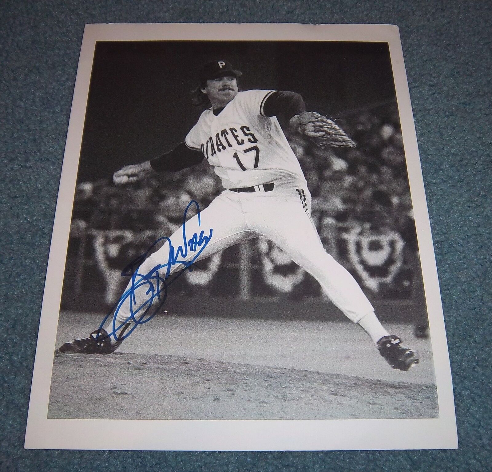 Pittsburgh Pirates Bob Walk Signed Autographed 8.5x11 Photo Poster painting