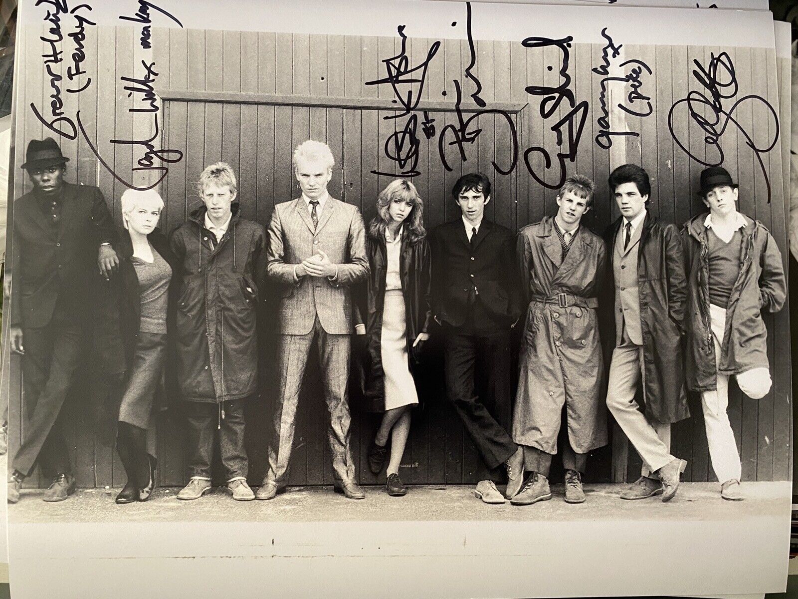 Quadrophenia 14x11 inch Photo Poster painting signed by SEVEN CAST members! - UACC DEALER