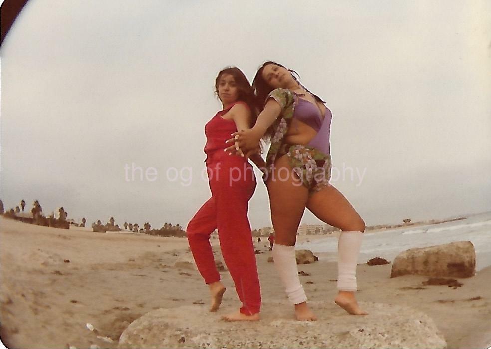 Local Girls lFOUND Photo Poster painting Color BEACH POSERS Original Snapshot VINTAGE 04 30 P