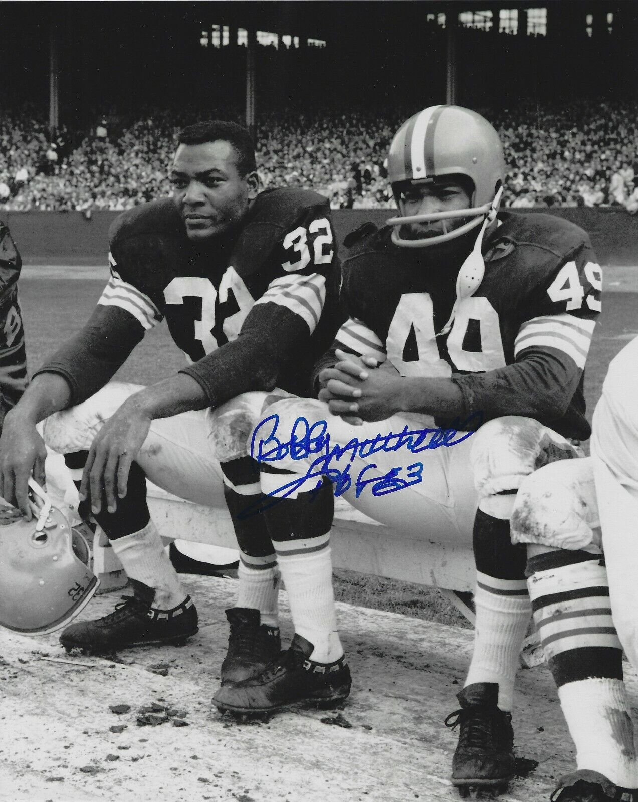 Autographed BOBBY MITCHELL HOF 8X10 Cleveland Browns Photo Poster painting -w/ COA