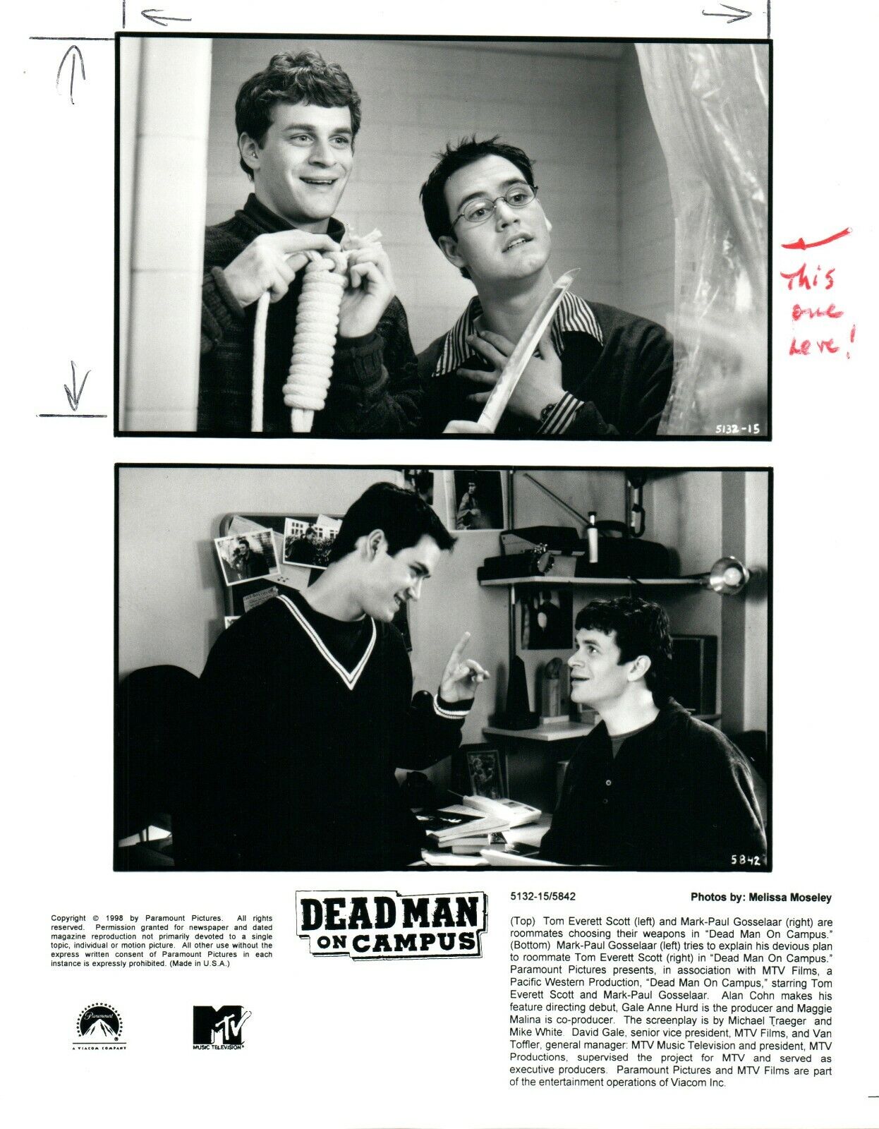 TOM EVERETT SCOTT MARK PAUL GOSSELAAR 8x10 Promo Photo Poster painting DEAD MAN ON CAMPUS 1998