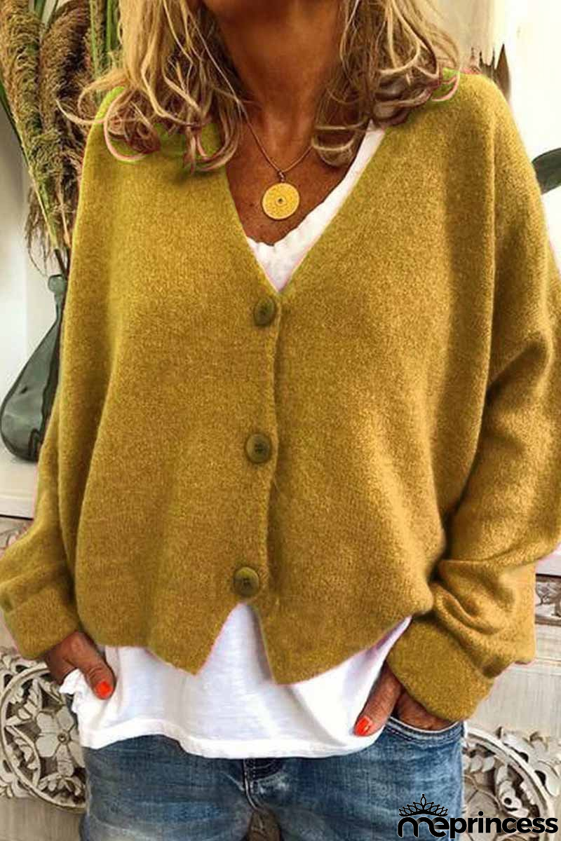 Classic and snug Cardigan