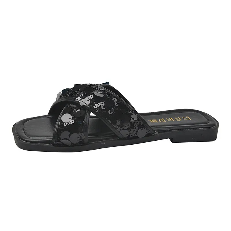 Uveng Uveng Cold Slippers Women 2024 New Summer Wearing Fairy Style High-End Fashion 100 With Skirt Flat Bottom Code