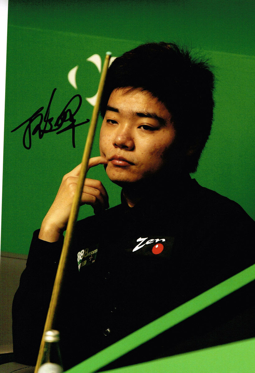 Ding Junhui 丁俊晖 SIGNED Authentic Snooker Player Autograph 12x8 Photo Poster painting AFTAL COA