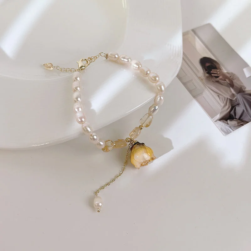 Flowers Freshwater Pearl Bracelet