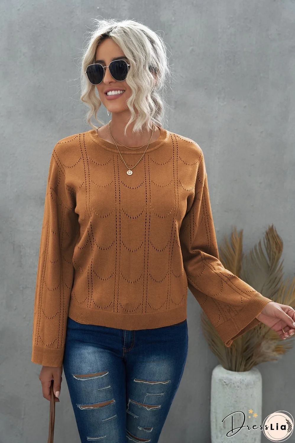 Fashionable and Minimalist winter Pullover