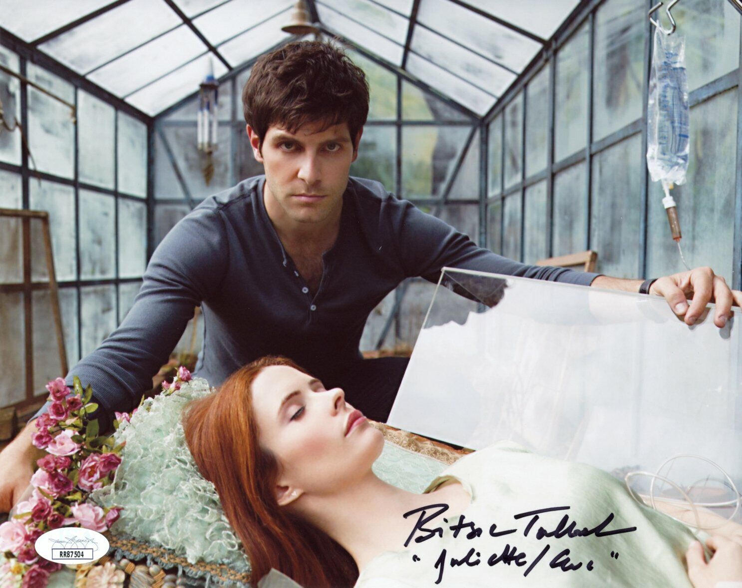 Elizabeth Bitsie Tulloch Juliette Eve Grimm 8x10 Photo Poster painting Signed Autograph JSA COA