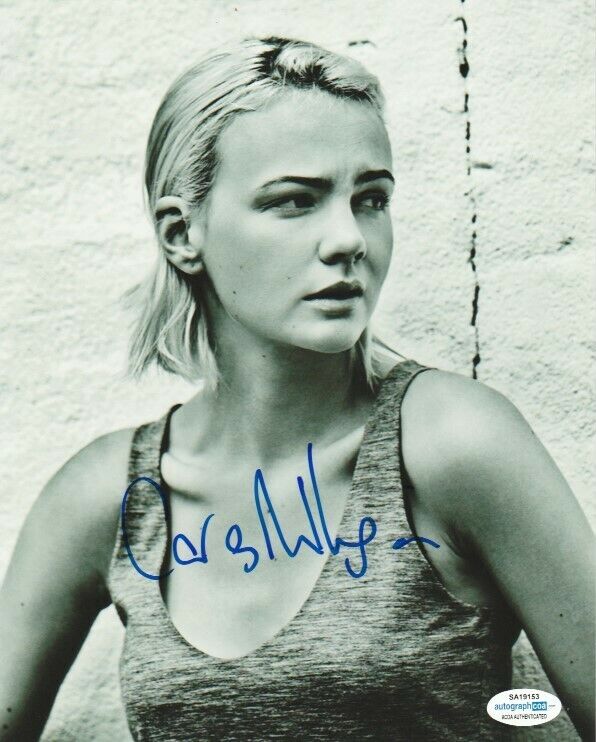 *SEXY* ACTRESS CAREY MULLIGAN SIGNED B&W 8x10 Photo Poster painting! THE DIG DRIVE ACOA COA