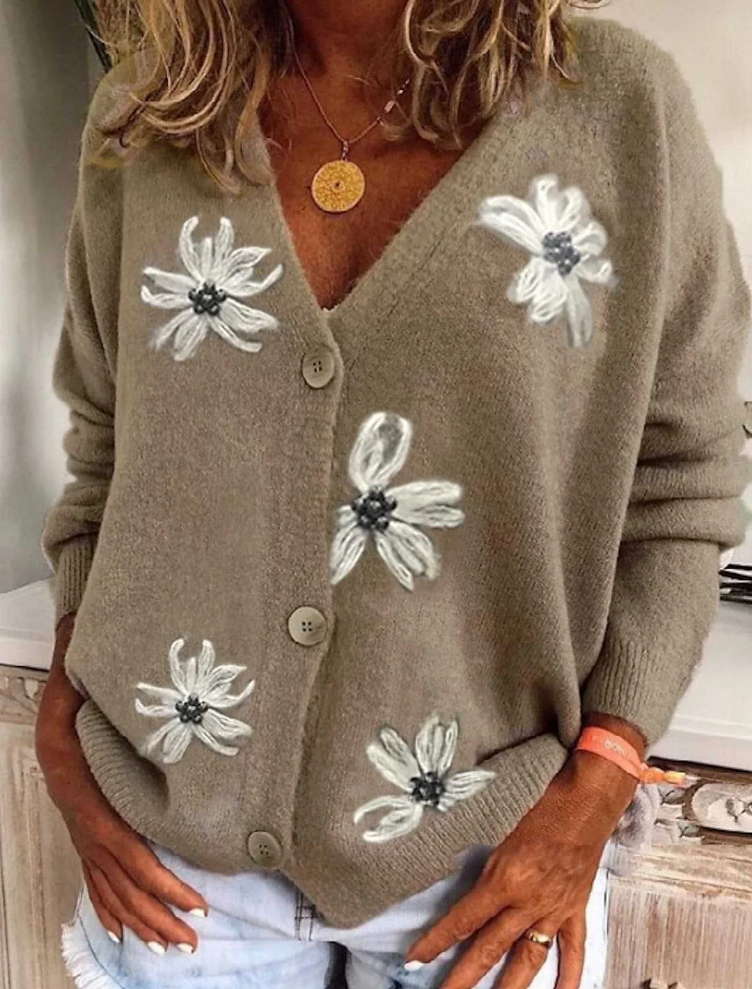 Wongn Wongn Spring And Autumn New Women Long Sleeve Cardigan Embroidered V-Neck Knit Sweater Women