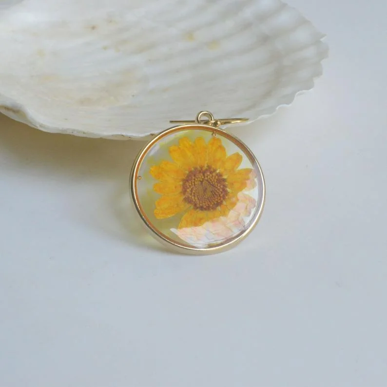 Vintage Round Dried Sunflower Earrings