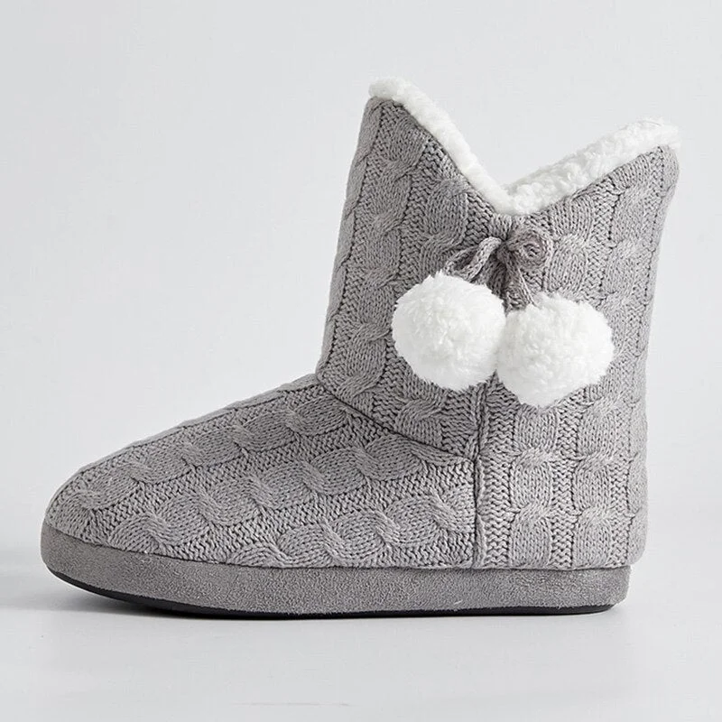 Female Slippers Plush Winter Furry Slippers Women 2020 Cotton Fabric Indoor Slippers Soft House Slippers Bedroom Designer Shoes