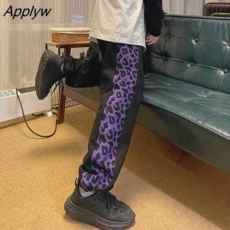 Applyw Hop Pants Women Harajuku Chic Leopard Design Unisex BF Style Teens Streetwear Couples Popular Workout Summer Ladies Trouser