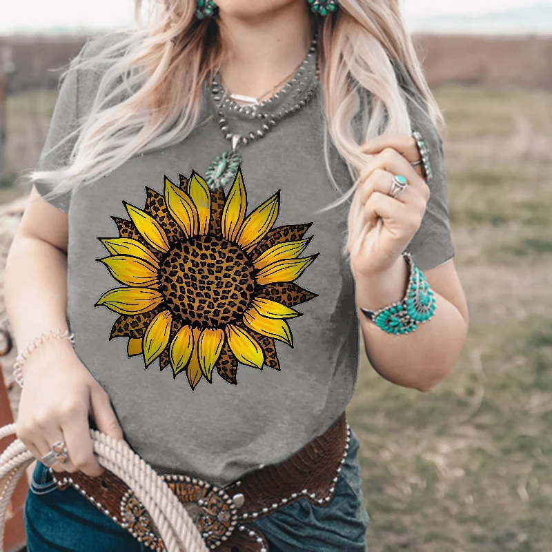 Leopard Print Sunflower Women's Casual T-shirt