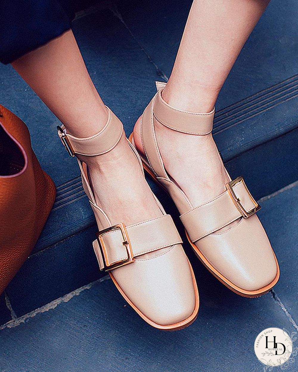 Round Toe Mary Jane Sandals