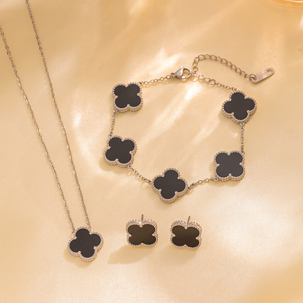 Women Casual Quadrilateral Geometric Titanium Steel Electroplating Bracelets