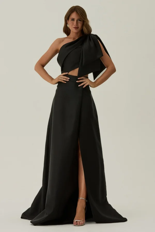 Black One Shoulder Wide Shoulder Straps Sleeveless Long A-Line Prom Dress With Pleated And Split | YC0249 Wellcucu