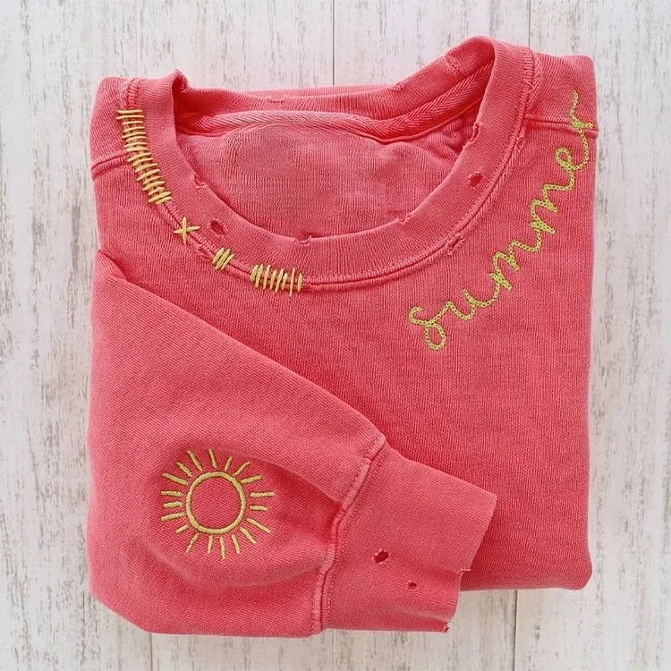 🌈Vintage Custom Embroidered Hand Distressed Crew Neck Sweatshirt👚
