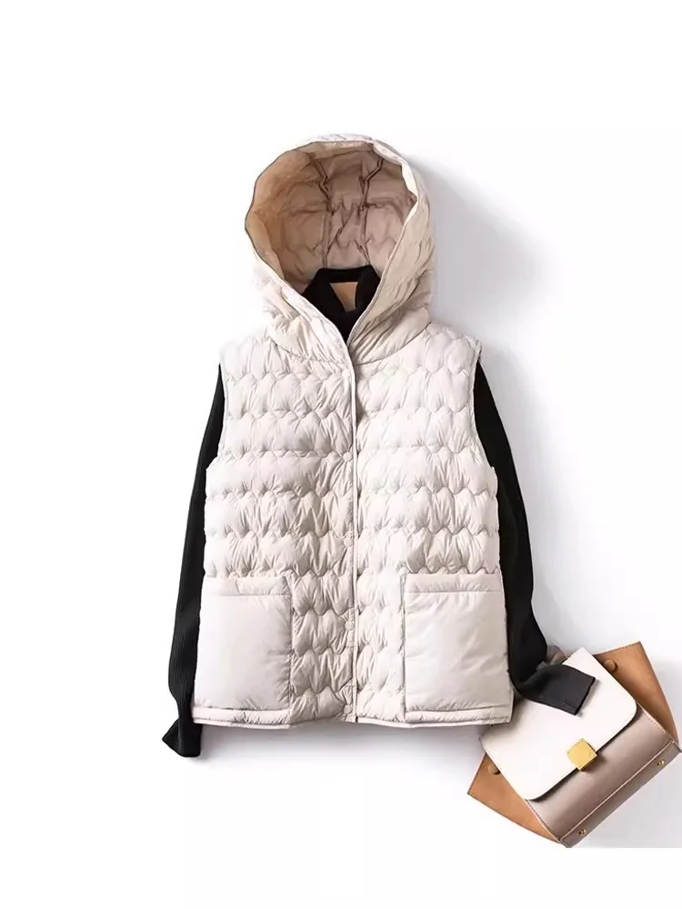 Toloer 90 White Duck Down Light Down Inside The Female 2024 Autumn / Winter New Fashion Hat Wavy Grain Casual Thermal Vest-Outfit Ideas