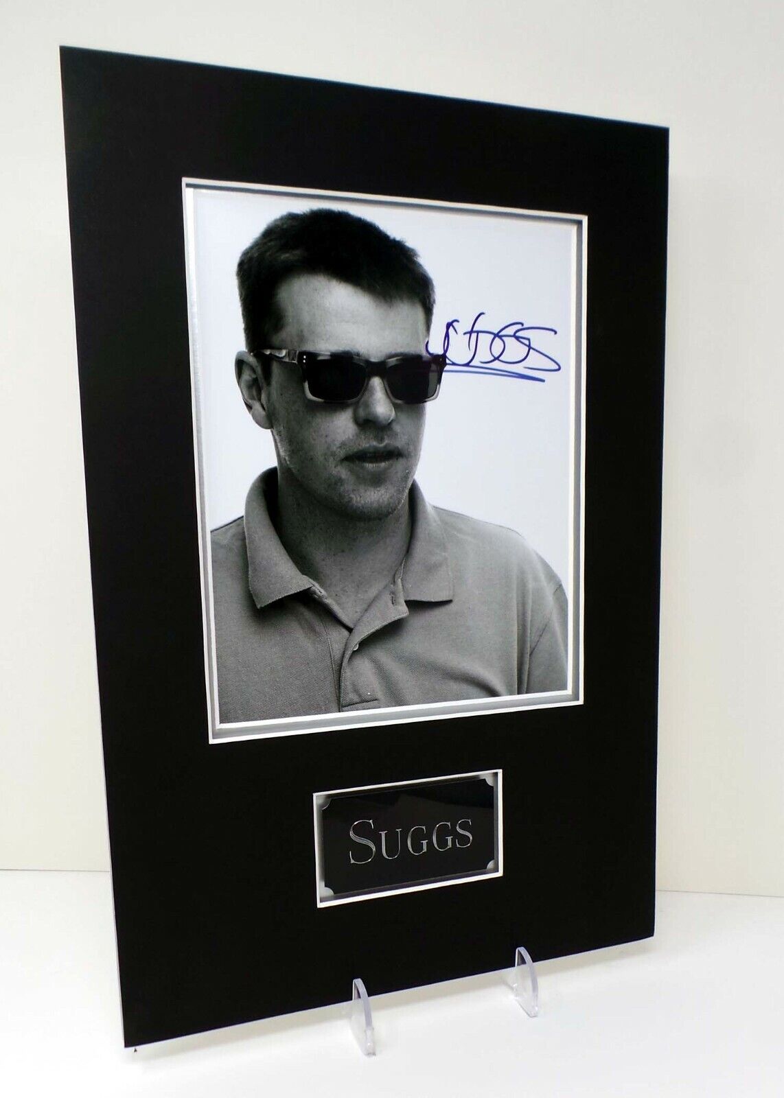 SUGGS Signed & Mounted 10x8 Photo Poster painting AFTAL RD COA Madness Nutty Boys 2Tone