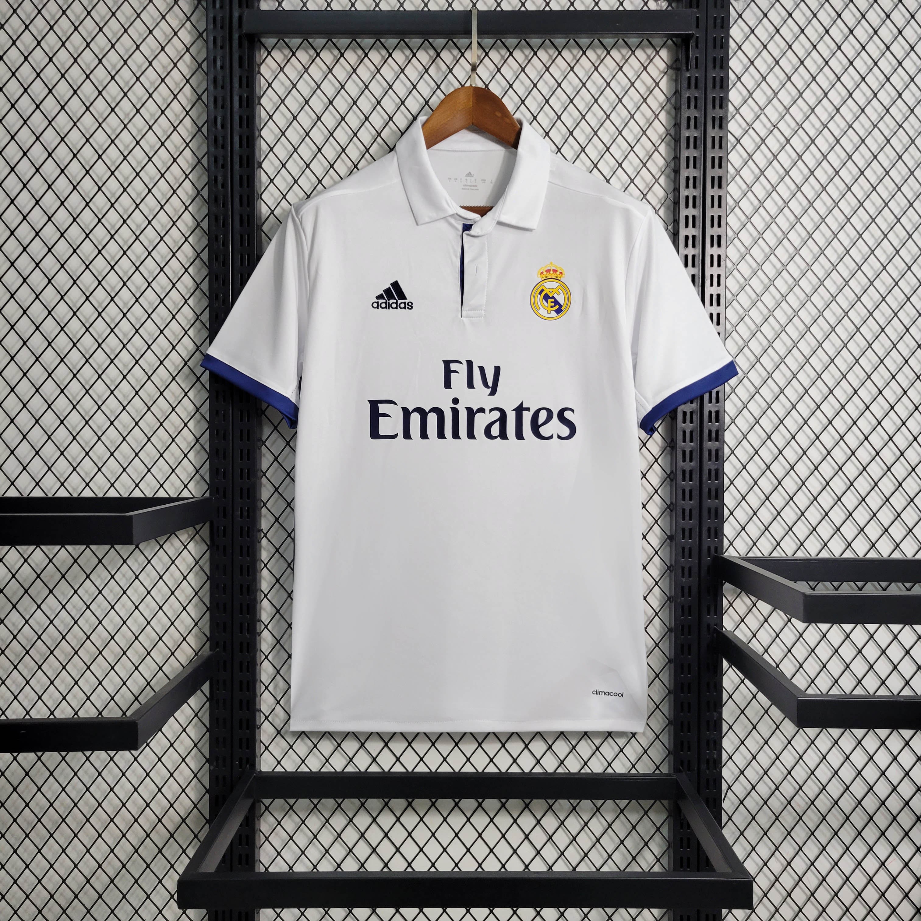 Retro Real Madrid 16-17 Home Stadium Jersey