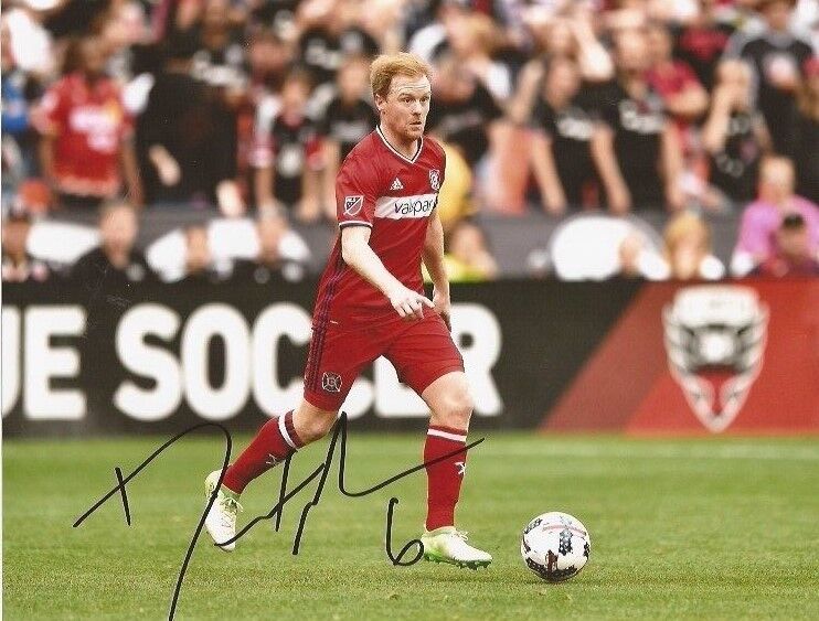 Dax McCarty signed Chicago Fire MLS Soccer 8x10 Photo Poster painting autographed 2