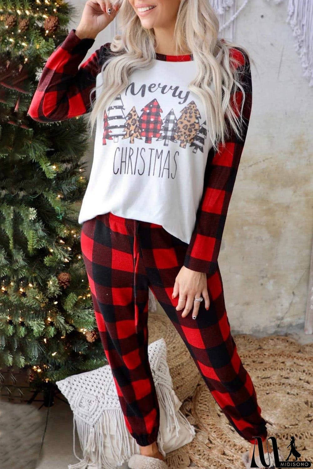 MidiSono - Plaid Merry Christmas Graphic Loungewear Set