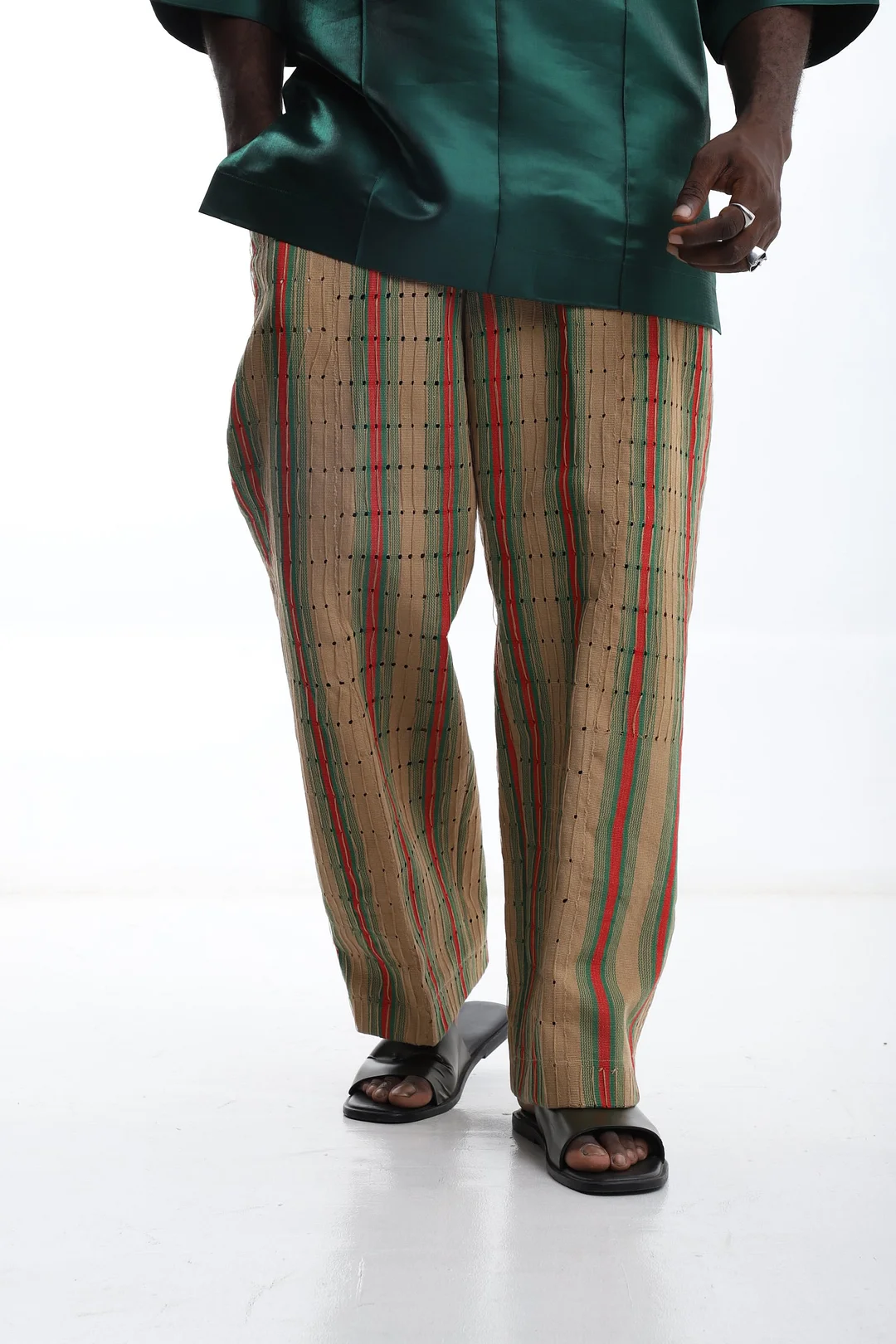  Stylish Wide-Leg Trousers with Bold Striped Design for Modern Fashionistas-inspireuse