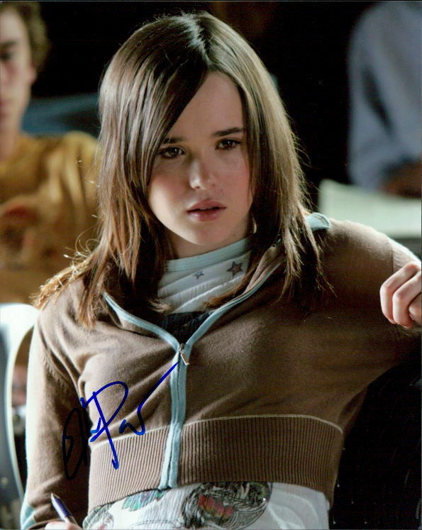 Ellen Page (X-Men) signed 8X10 Photo Poster painting