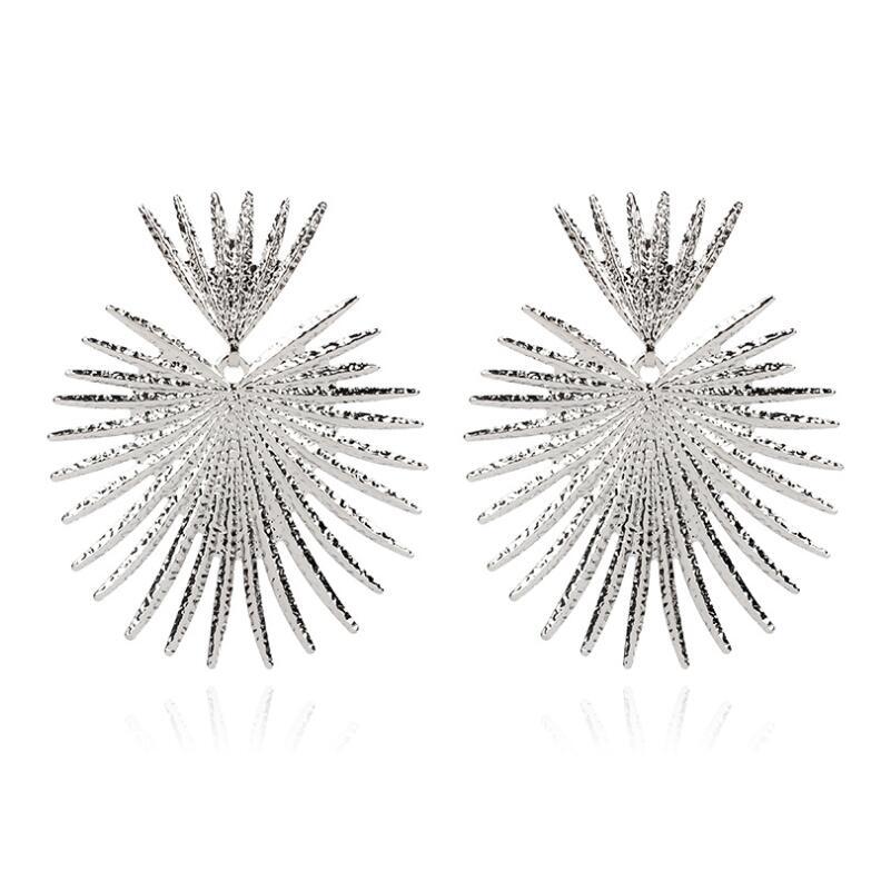 Fan-shaped Exaggerated Tassel Geometric Stud Earrings