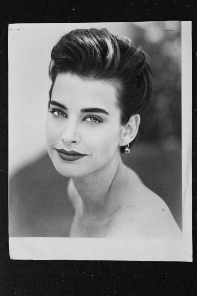 Jennifer Rubin - 8x10 Headshot Photo Poster painting w/ Resume - Screamers