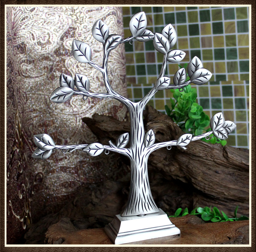 Tree of Life - Zinc Alloy Tree - Shaped Photo Frame for Documenting Life 