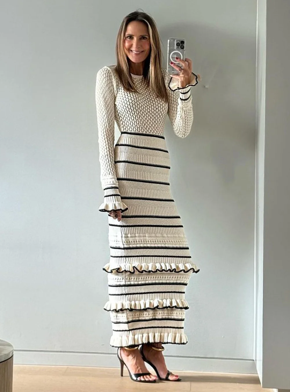 Uveng Uveng Leaf Side Knitted Dress Autumn And Winter 2024 Impact Color Splicing Elegant Retro Dress
