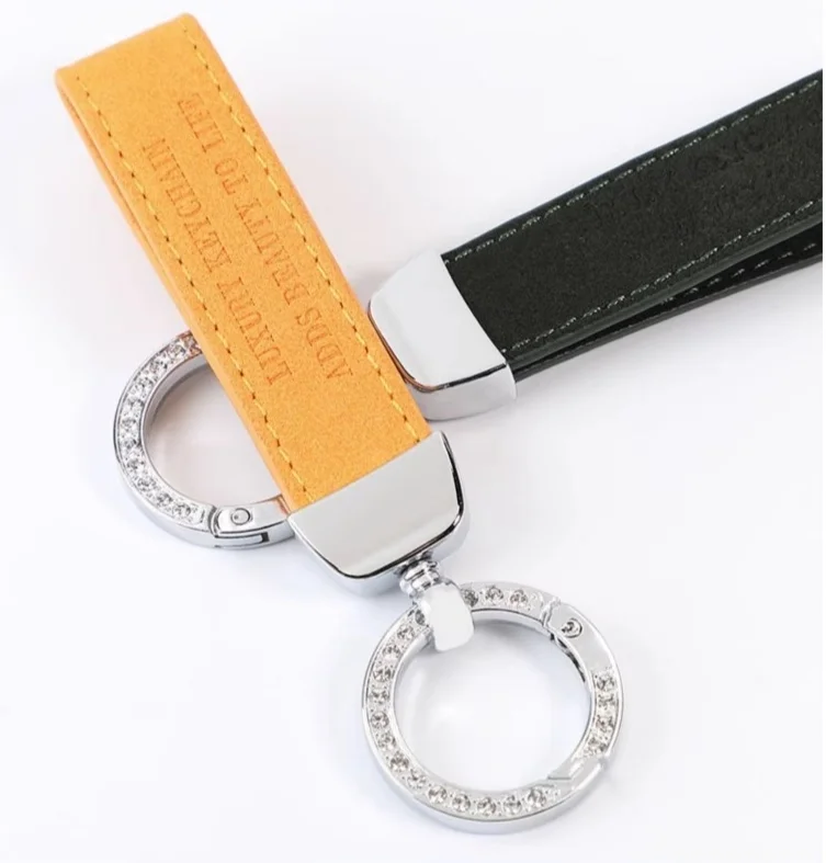 Light luxury rotating pendant men's and women's high-end car key chain