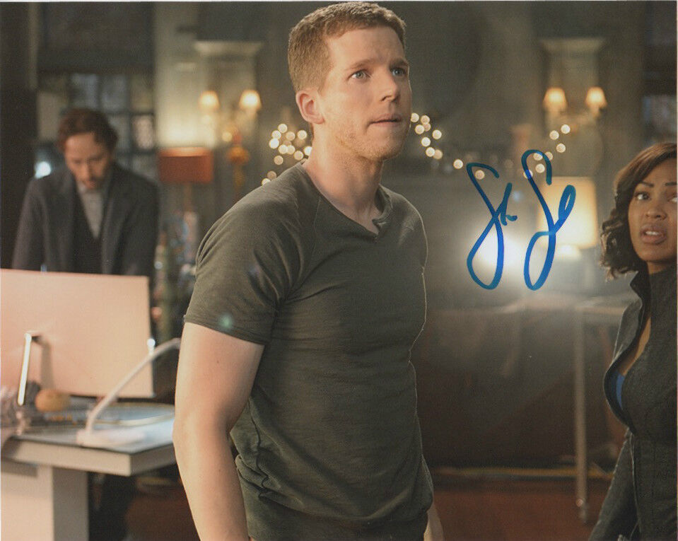 Stark Sands Minority Report Autographed Signed 8x10 Photo Poster painting COA B