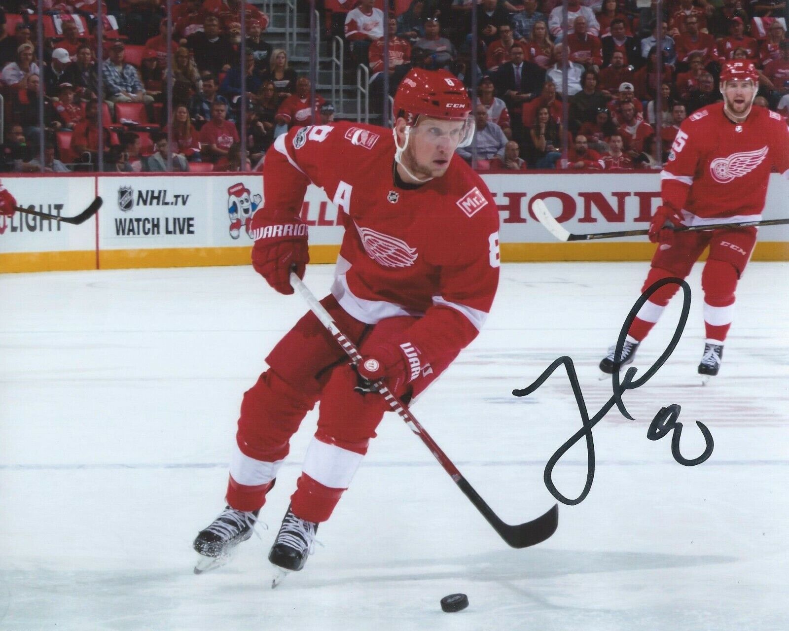 Justin Abdelkader Signed 8x10 Photo Poster painting Detroit Red Wings Autographed COA