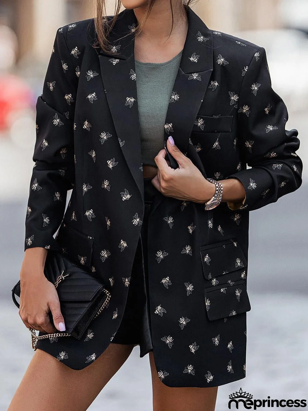 Modern and Versatile winter garment